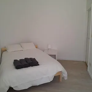 Appartement 1 Bedroom Sleeps 4, Bruxelles